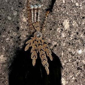 Elegant Black and Gold Hair Accessory